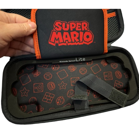 Nintendo switch lite Mario case - Picture 4 of 4